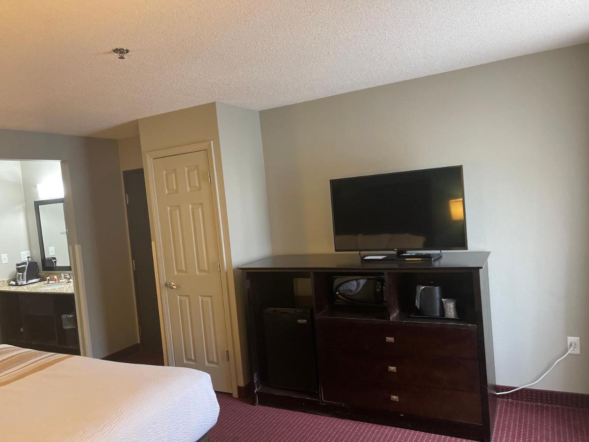 La Quinta By Wyndham O'Fallon, Il - St. Louis Eksteriør bilde