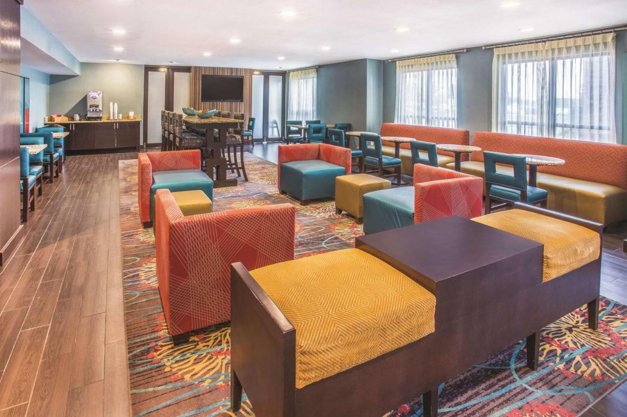 La Quinta By Wyndham O'Fallon, Il - St. Louis Eksteriør bilde
